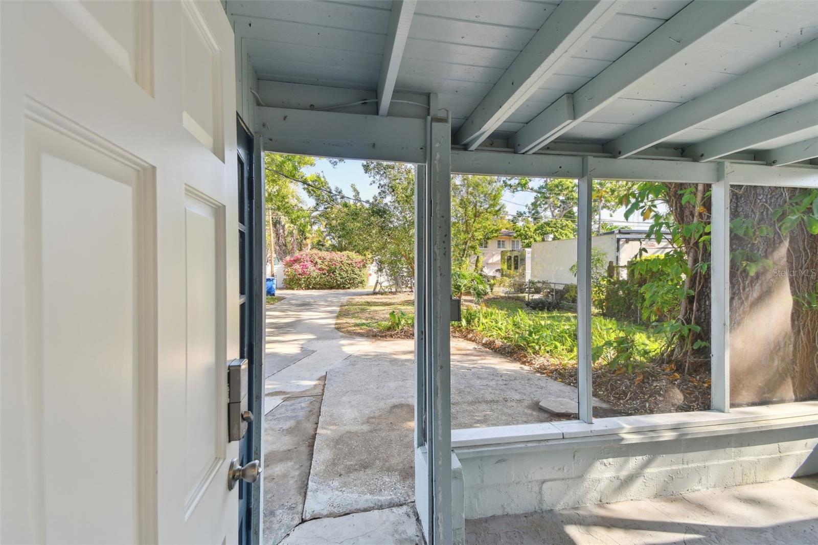 Image 15 of 21 For 1821 20th Avenue N