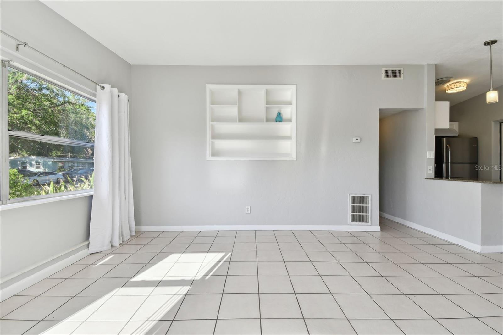 Image 6 of 21 For 1821 20th Avenue N