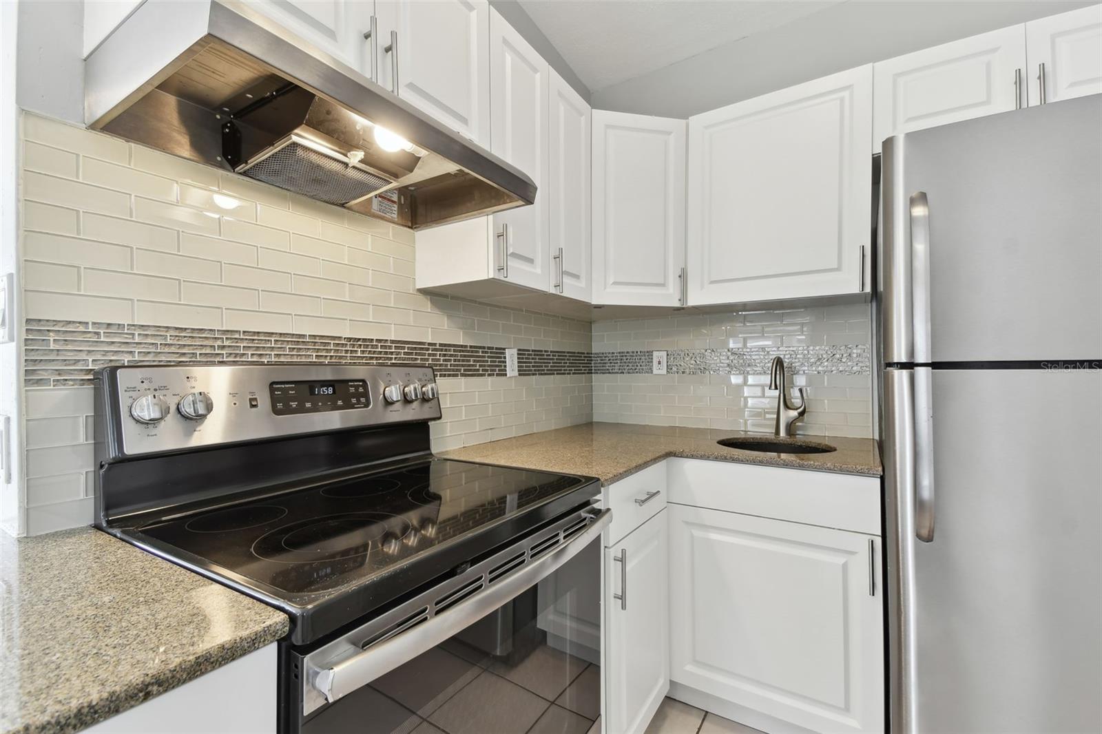 Image 9 of 21 For 1821 20th Avenue N