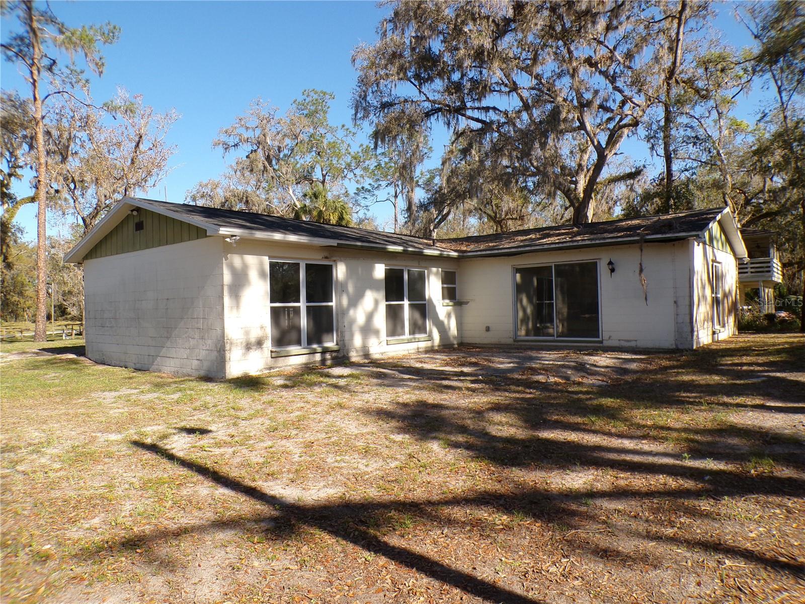 Image 4 of 11 For 4405 Coconut Cove Place