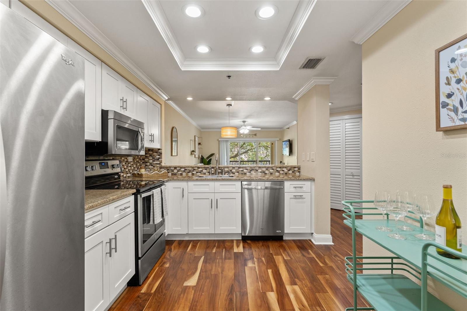 Image 12 of 49 For 1002 Harbour Island Boulevard 1312