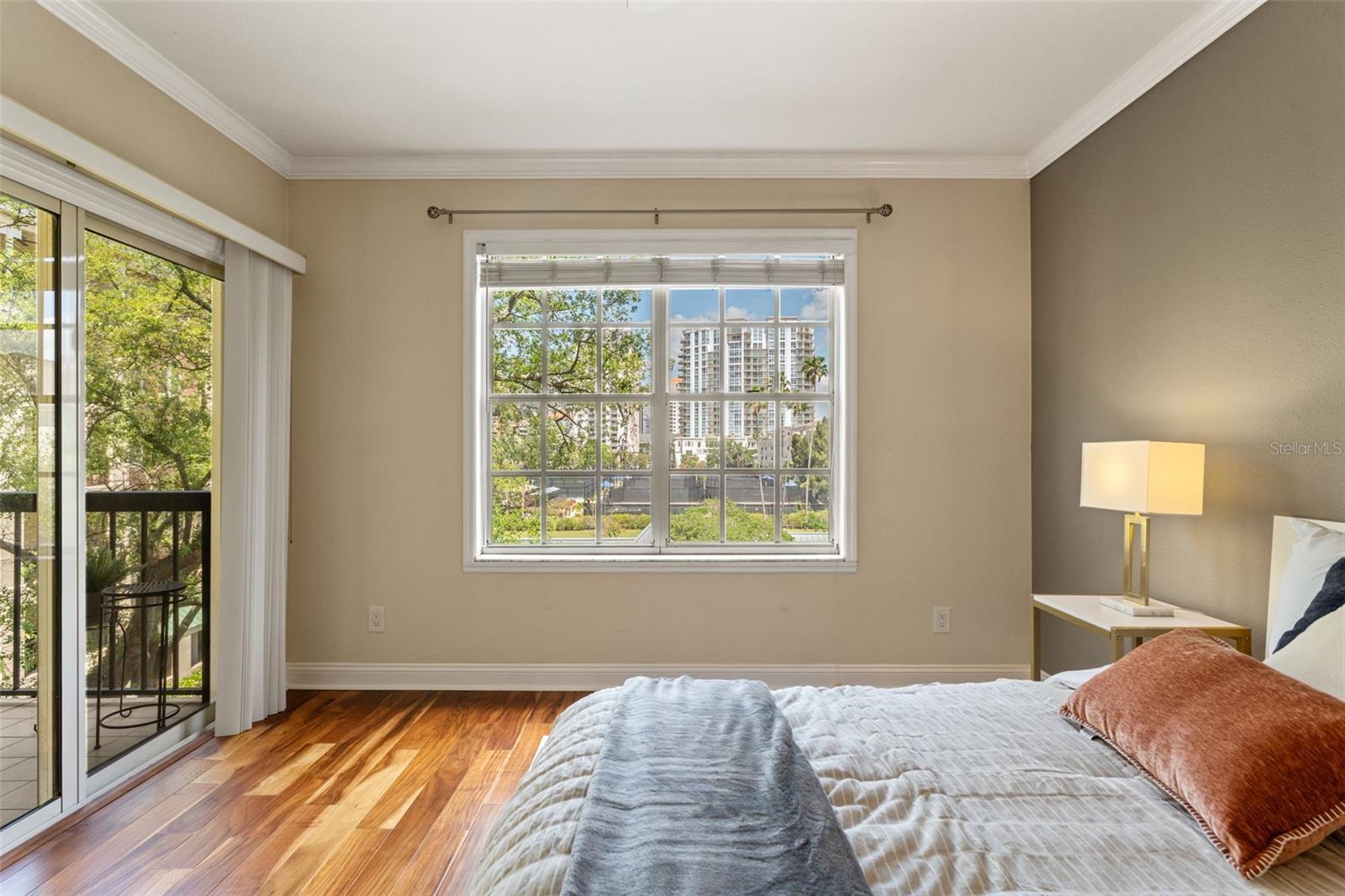 Image 16 of 49 For 1002 Harbour Island Boulevard 1312