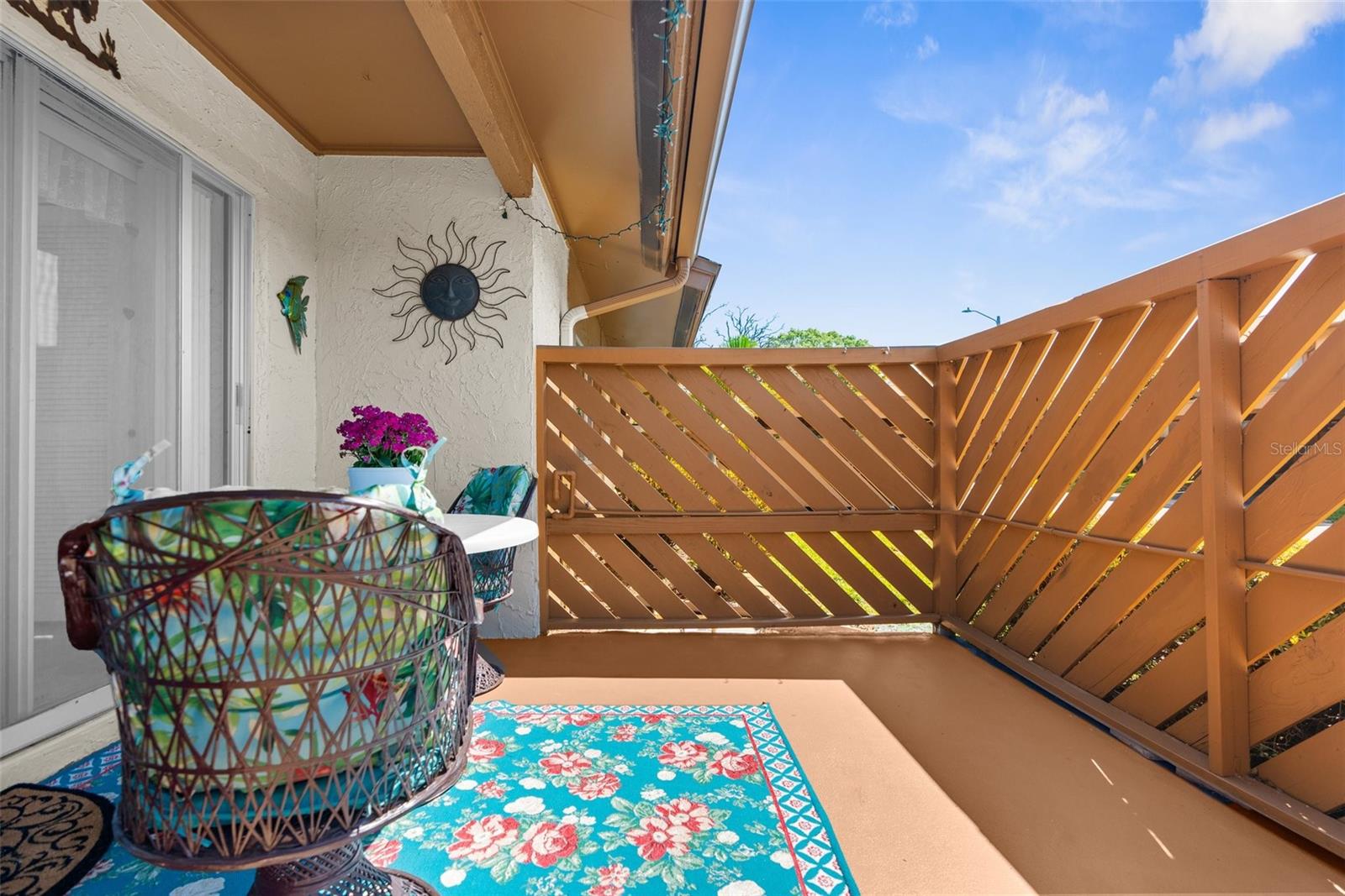 Image 8 of 27 For 4022 Lighthouse Way