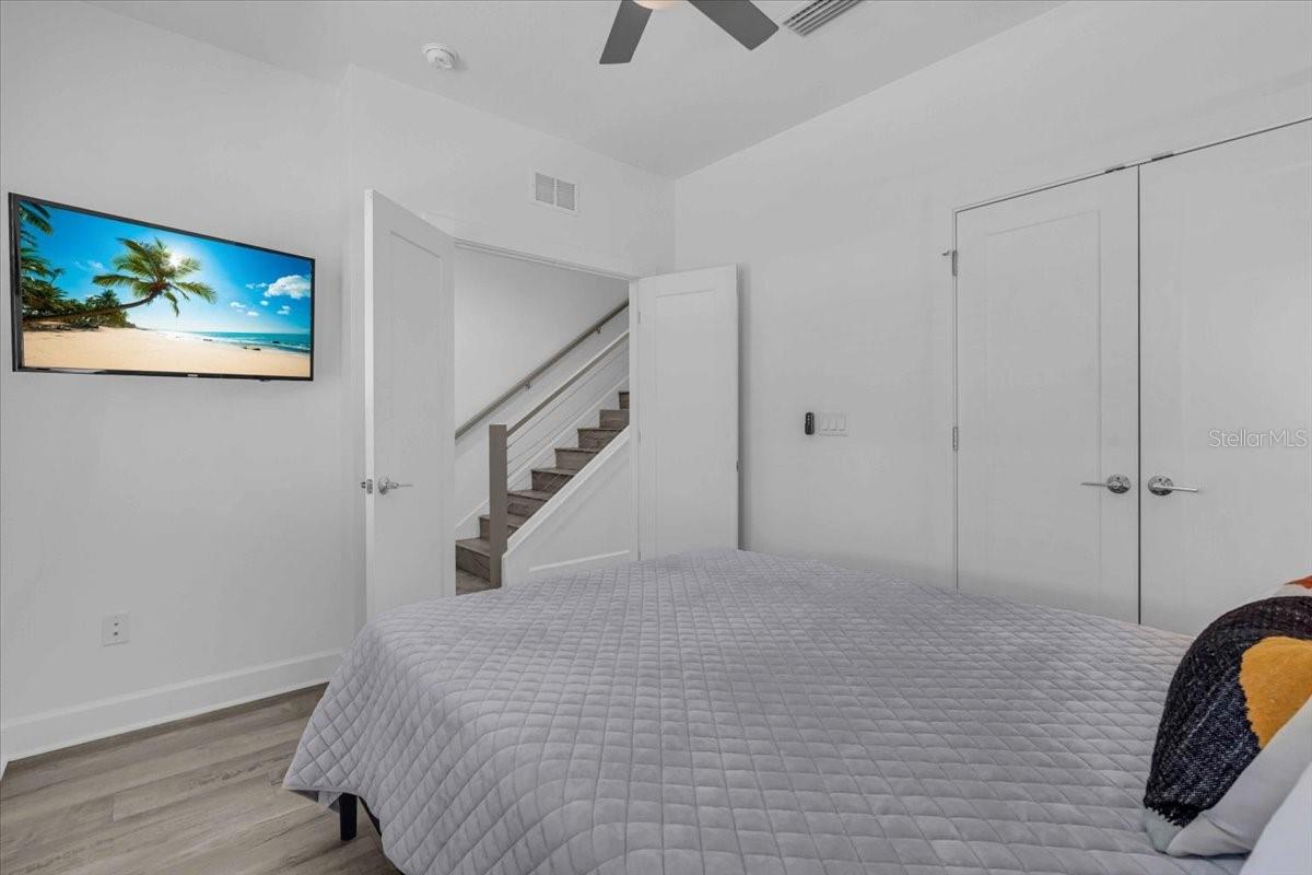 Image 15 of 31 For 2608 18th Street 1