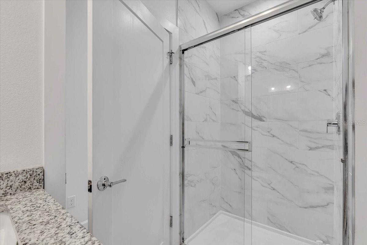 Image 17 of 31 For 2608 18th Street 1