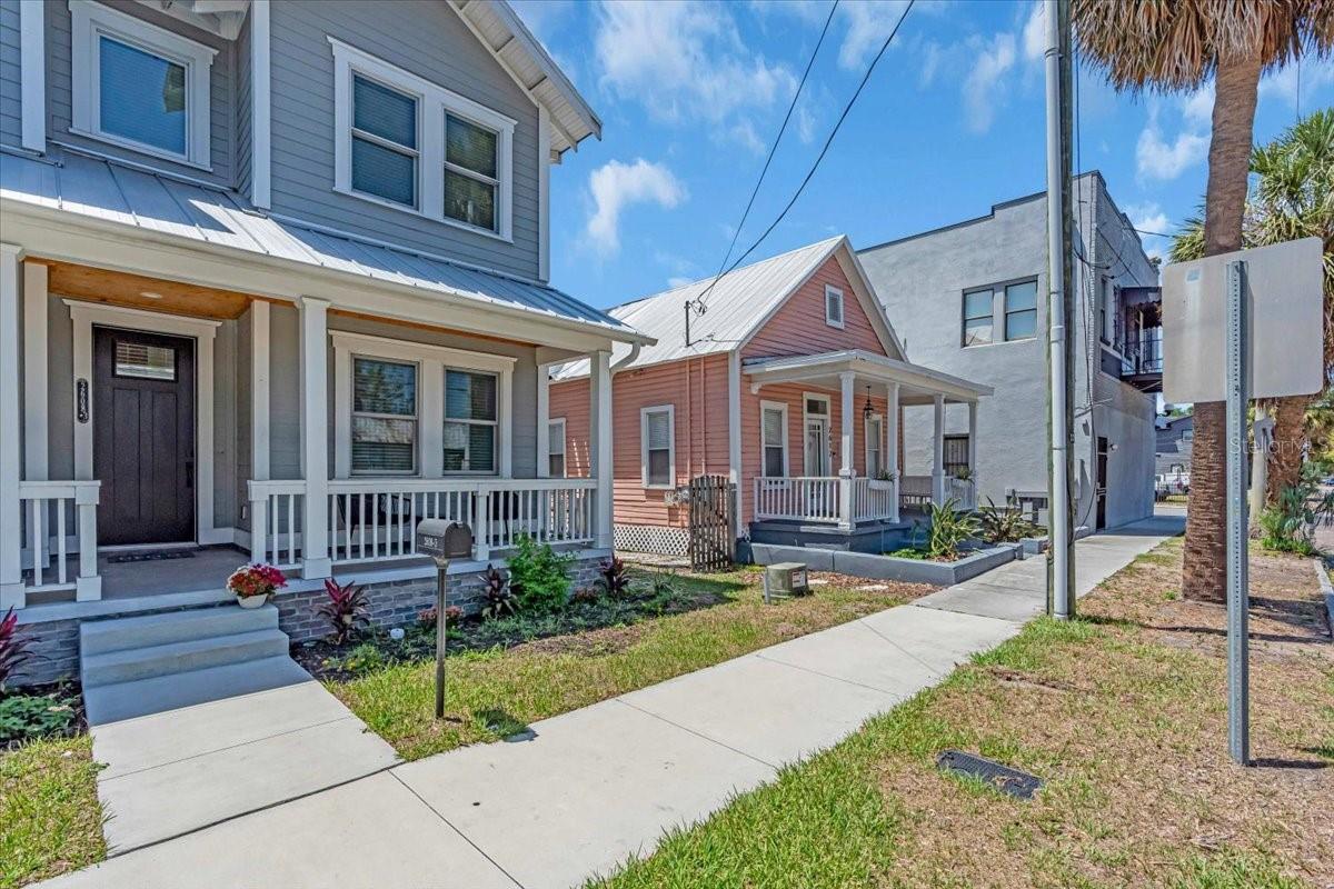 Image 2 of 31 For 2608 18th Street 1