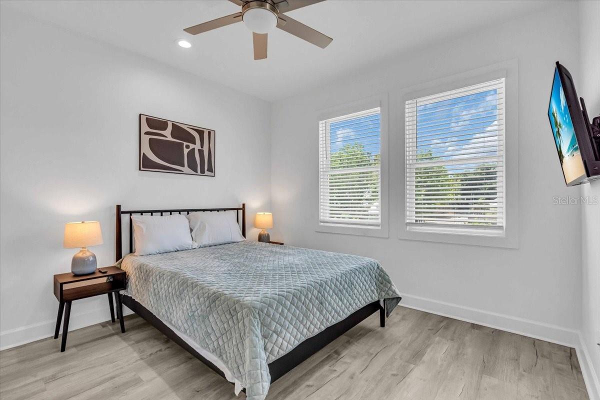 Image 20 of 31 For 2608 18th Street 1