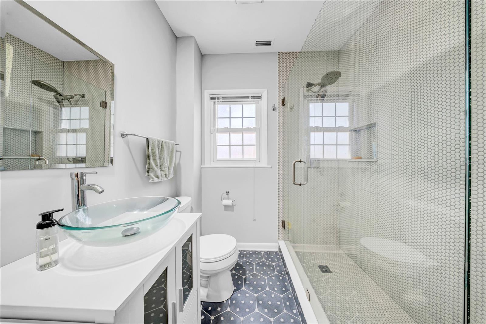 Image 10 of 64 For 150 23rd Avenue N