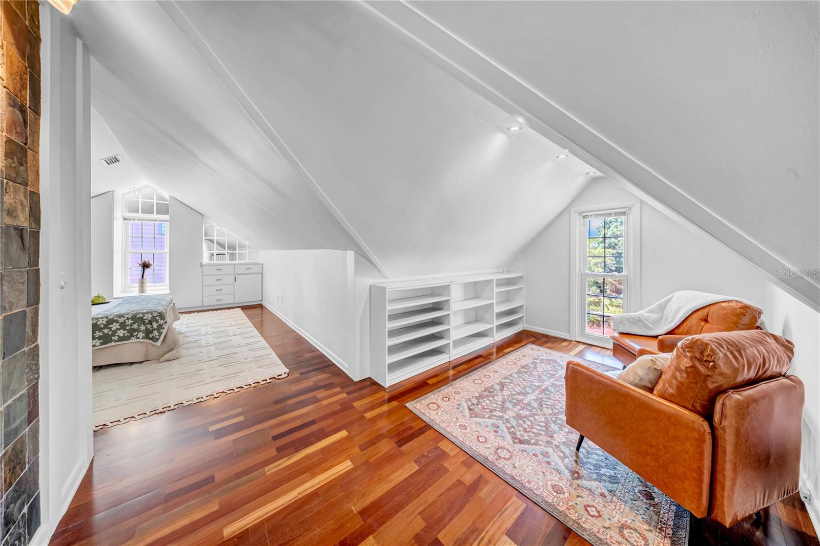 Image 17 of 64 For 150 23rd Avenue N