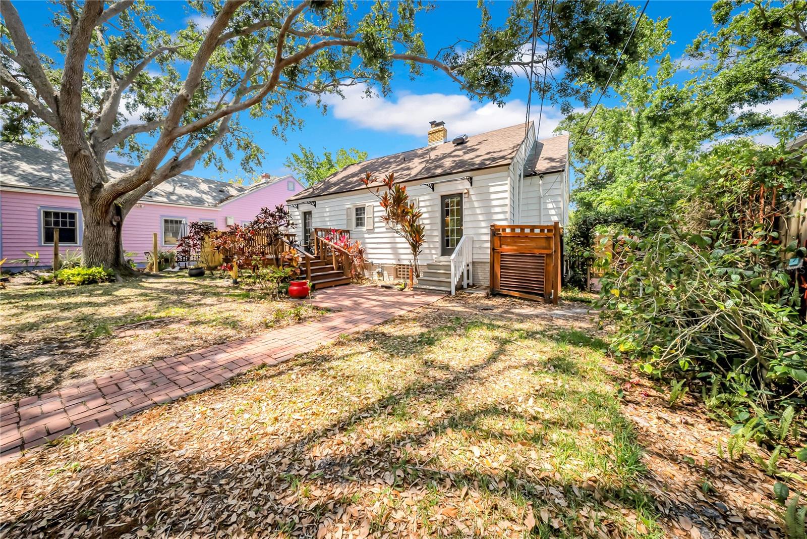 Image 21 of 64 For 150 23rd Avenue N