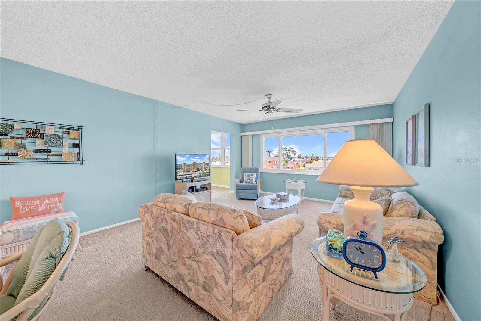 Image 6 of 49 For 4725 Cove Circle 302