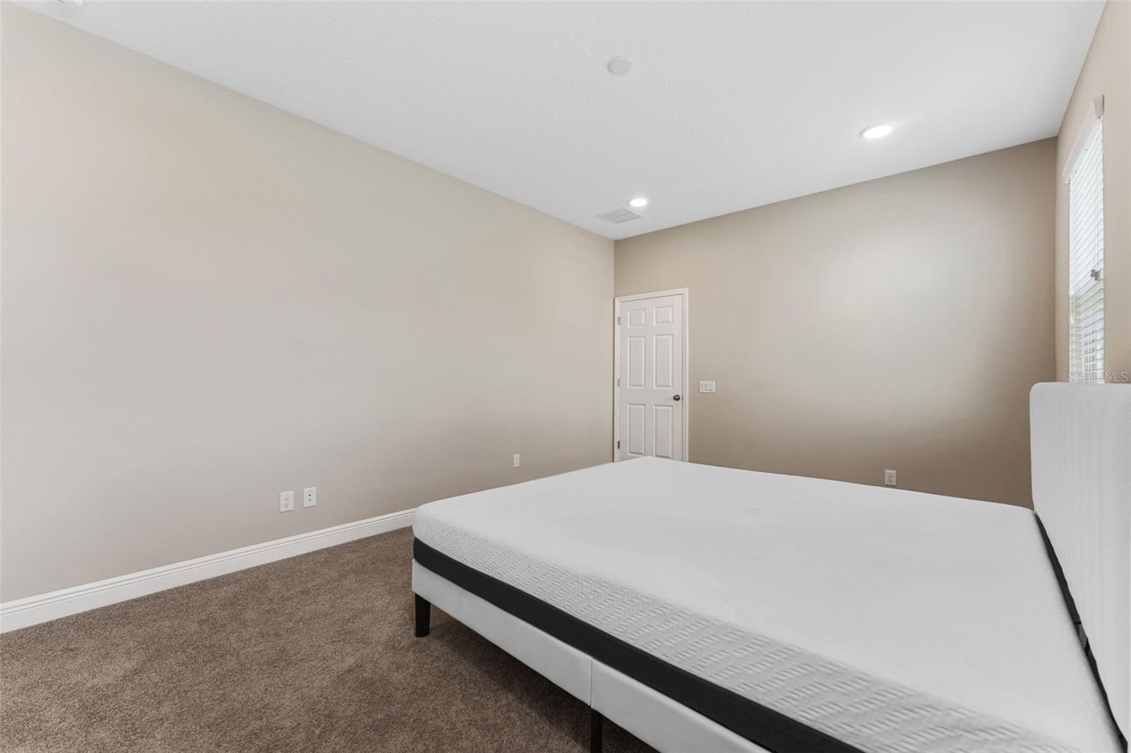 Image 25 of 60 For 32242 Sapna Chime Drive