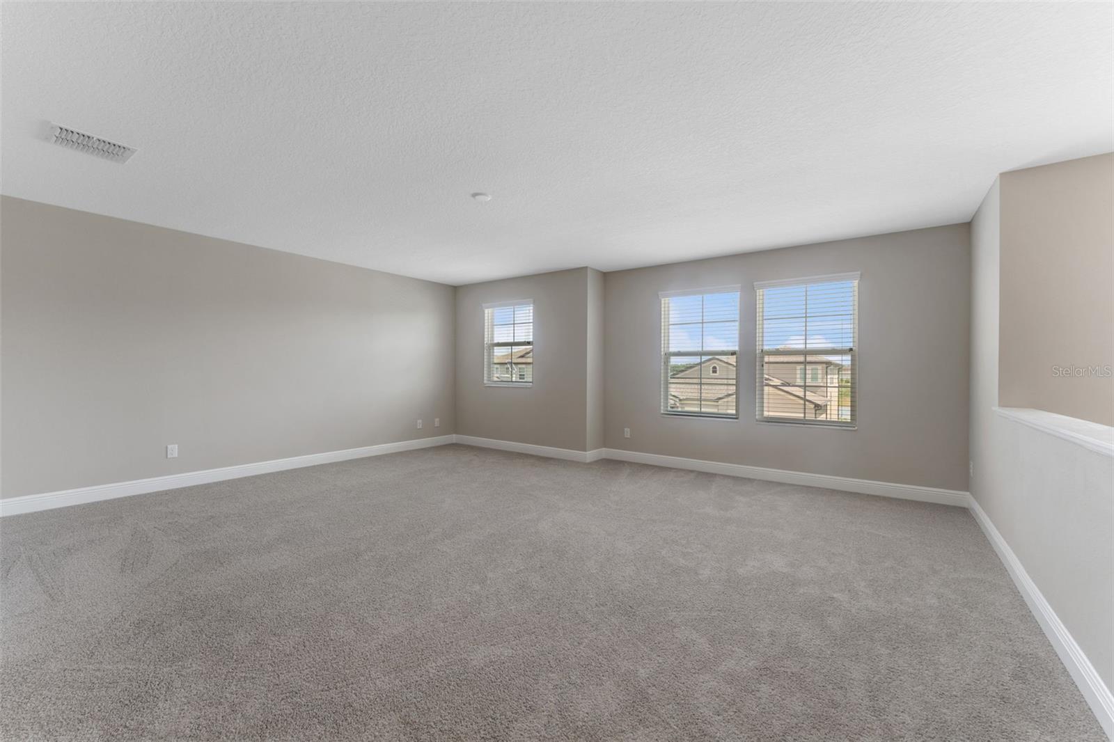 Image 32 of 60 For 32242 Sapna Chime Drive