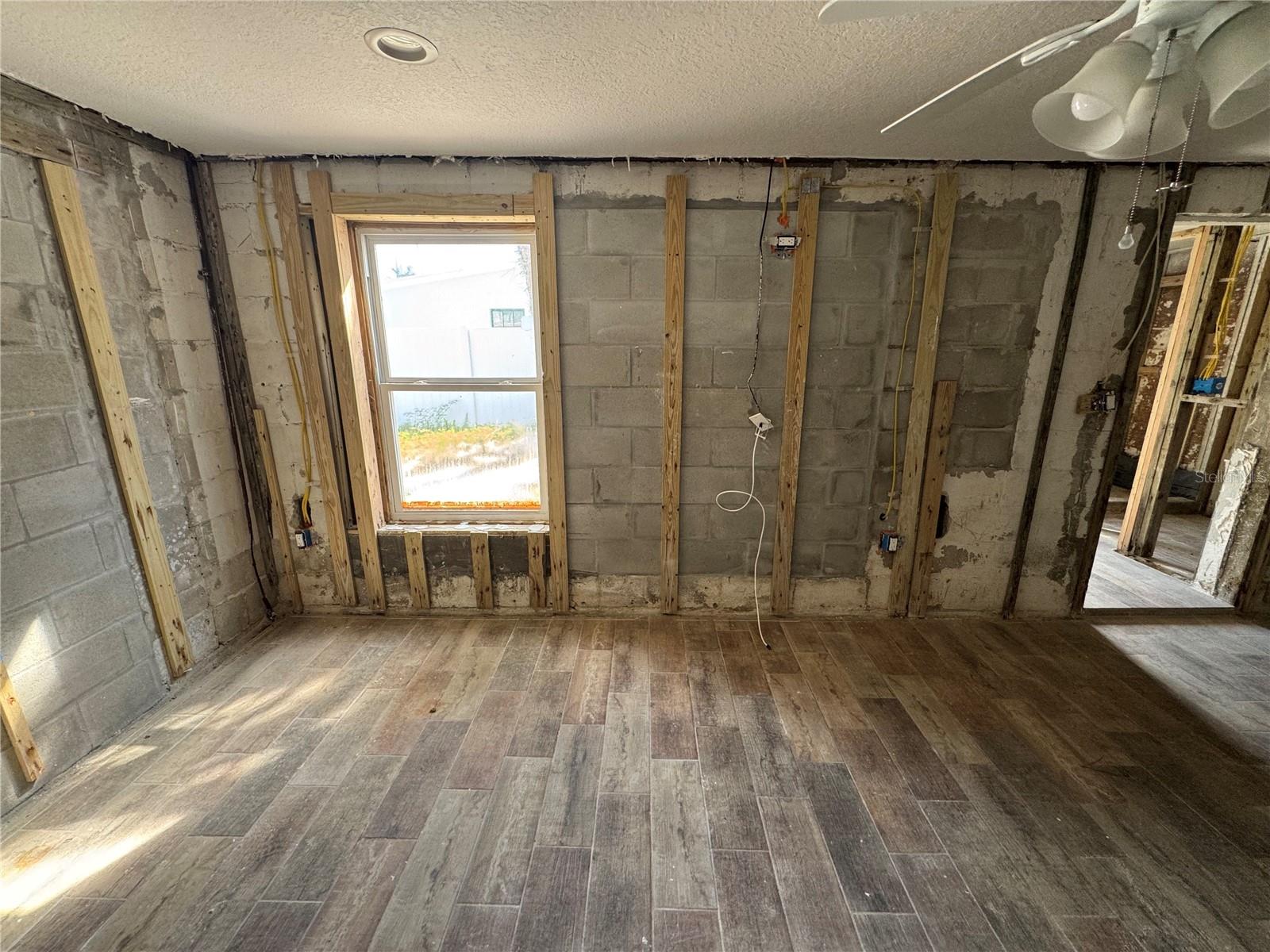 Image 6 of 14 For 204 162nd Avenue