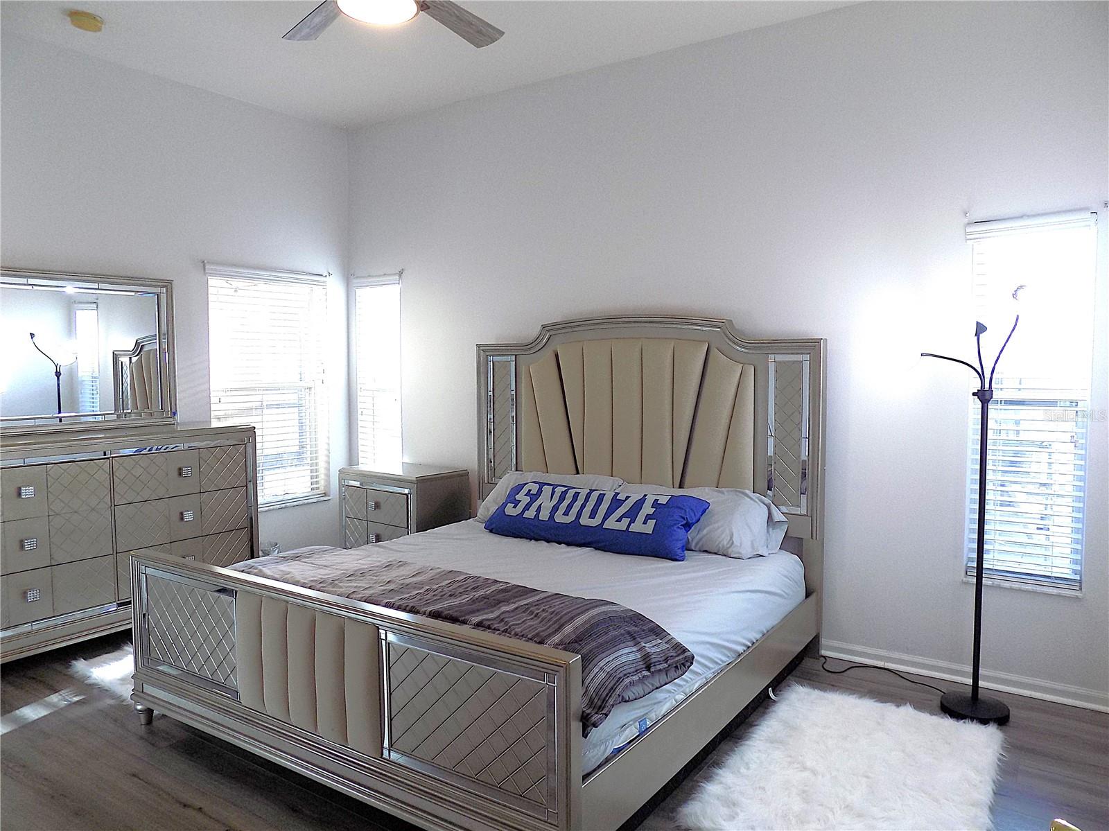 Image 14 of 21 For 25417 Lexington Oaks Boulevard