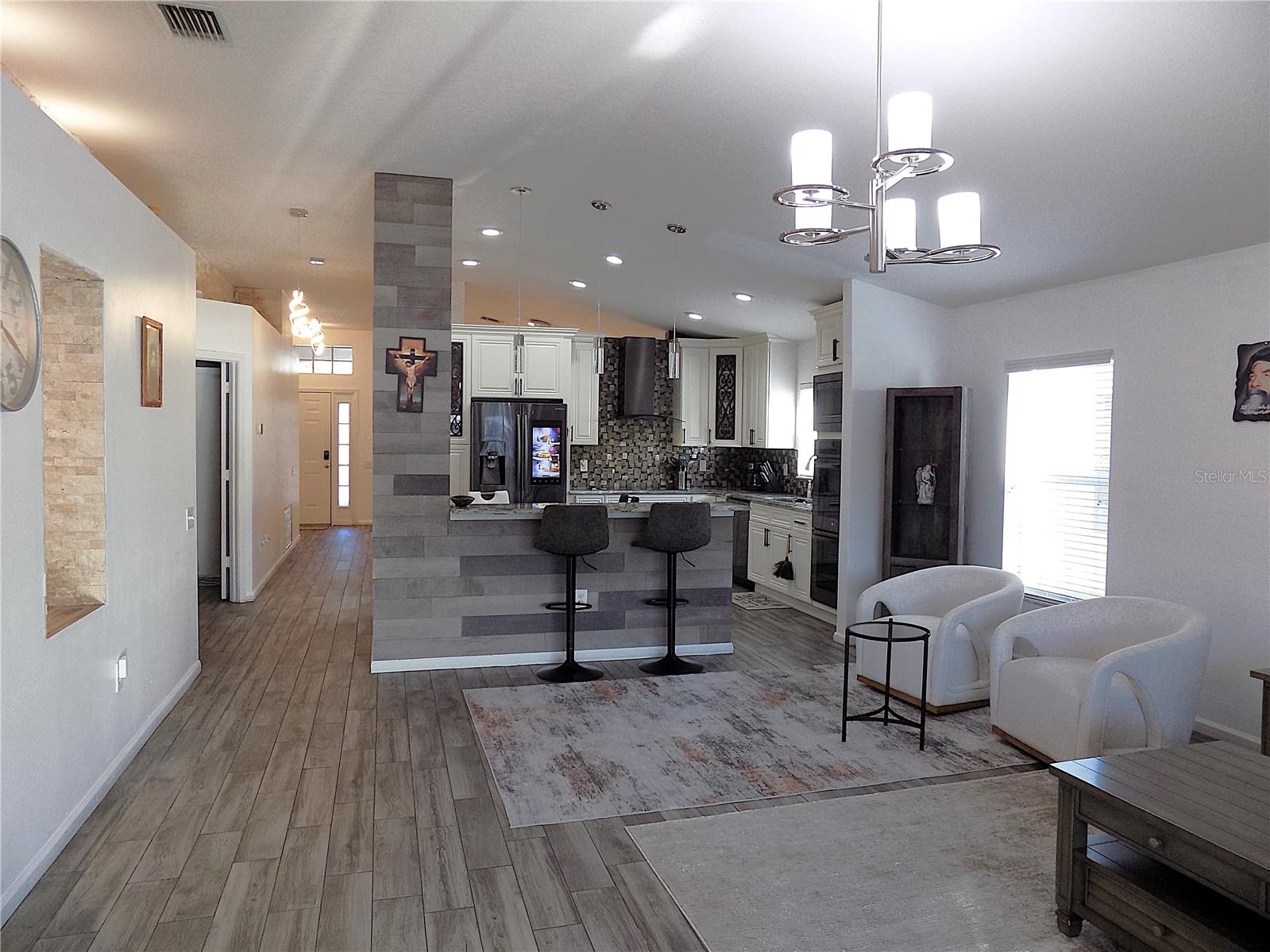 Image 7 of 21 For 25417 Lexington Oaks Boulevard