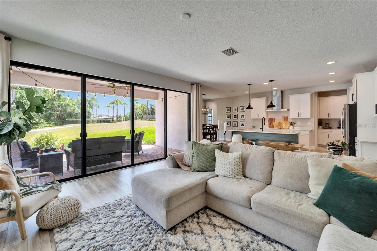 Image 11 of 96 For 13042 Pennybrook Drive