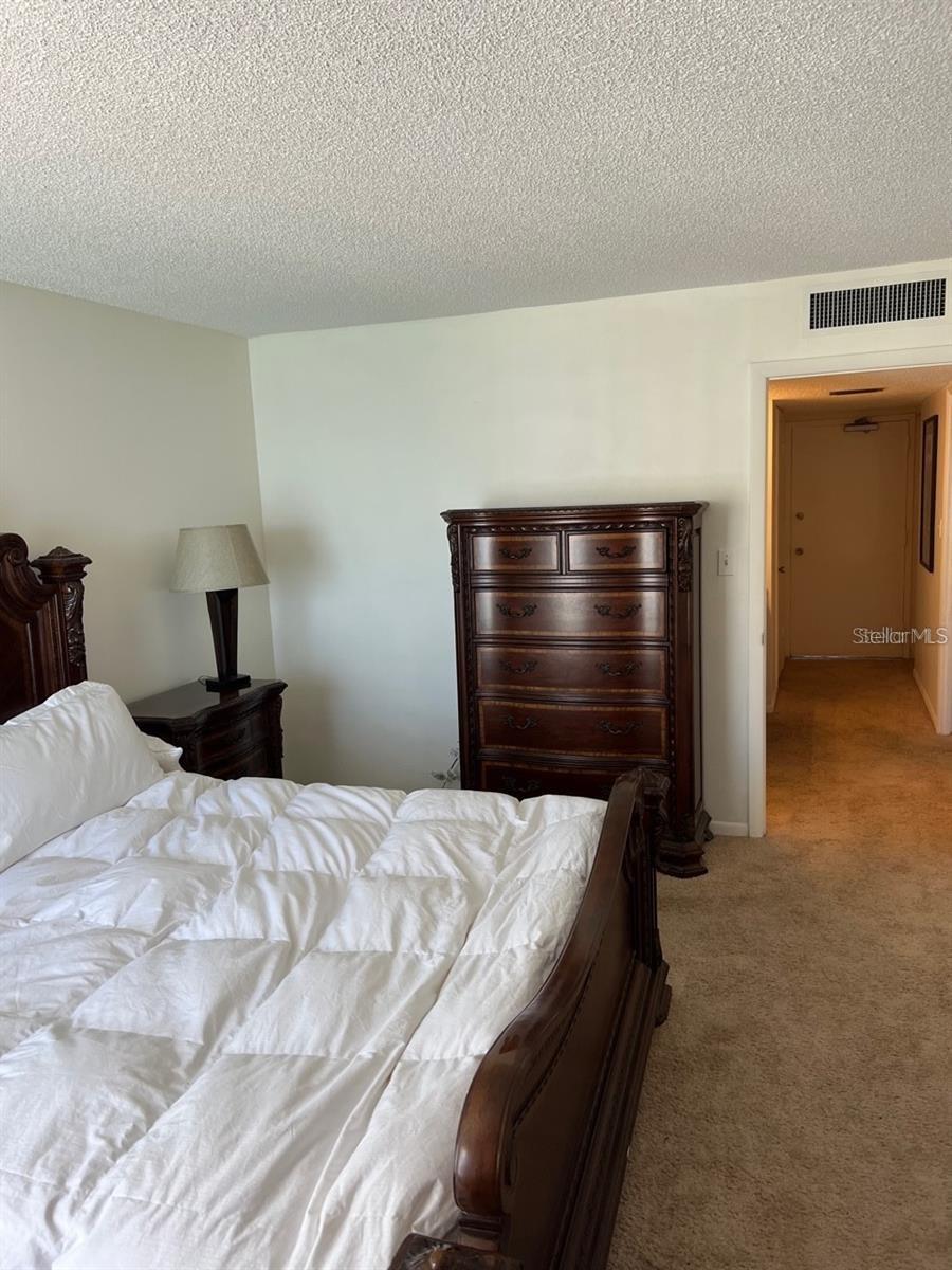 Image 17 of 23 For 450 Gulfview Boulevard 1603