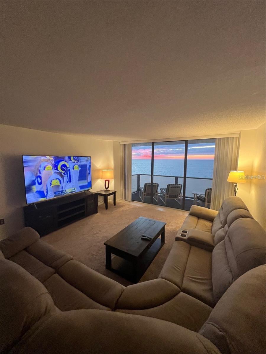 Image 2 of 23 For 450 Gulfview Boulevard 1603