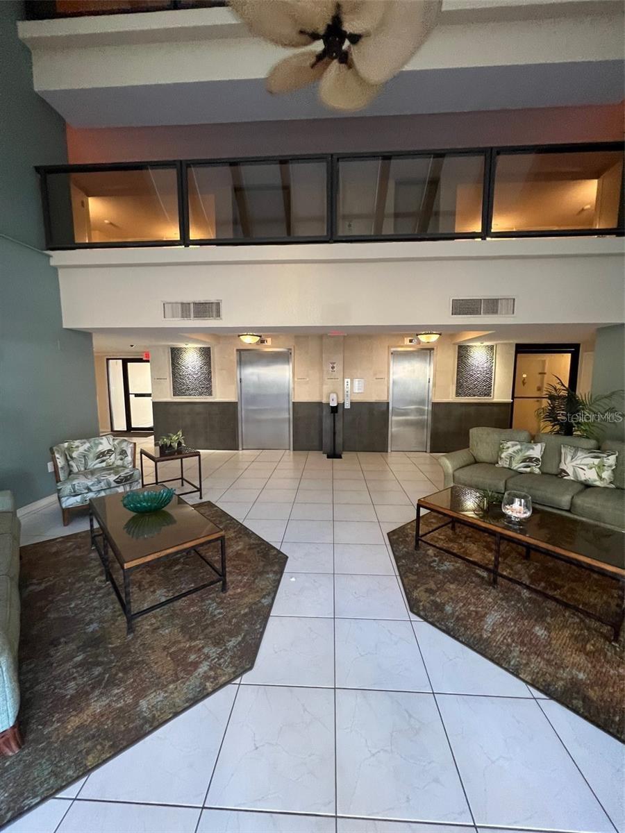 Image 9 of 23 For 450 Gulfview Boulevard 1603