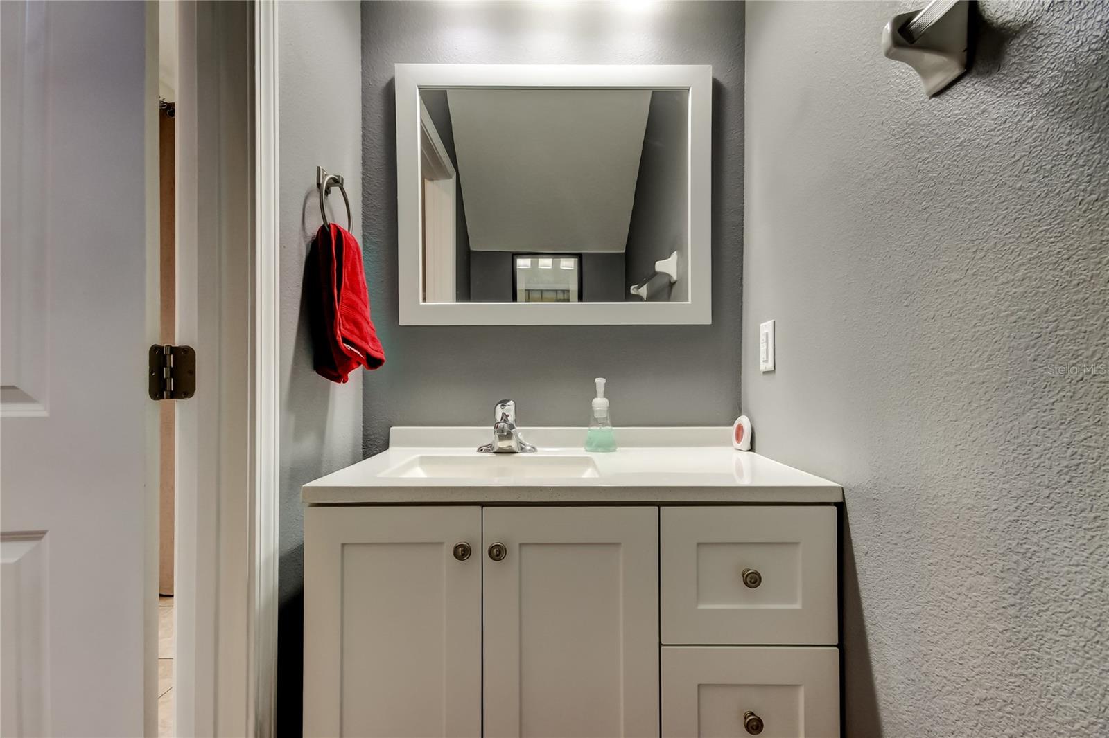 Image 12 of 29 For 13923 Arbor Pines Drive