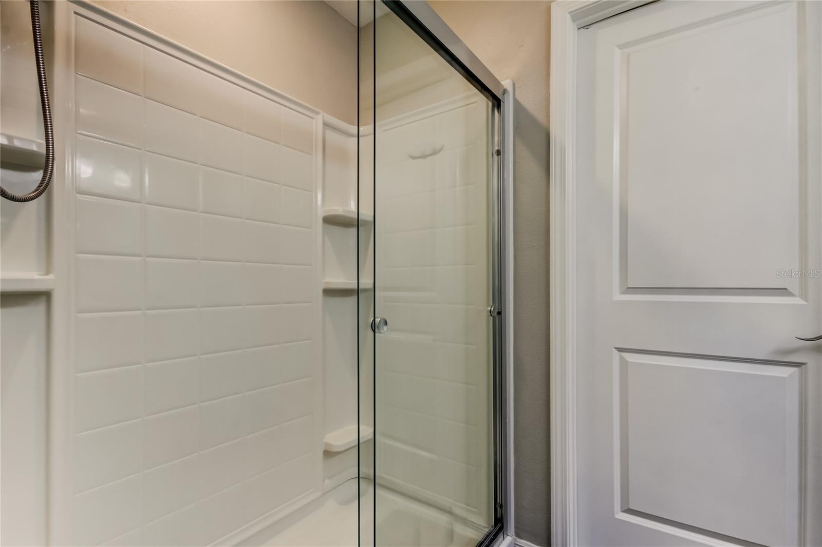 Image 18 of 29 For 13923 Arbor Pines Drive
