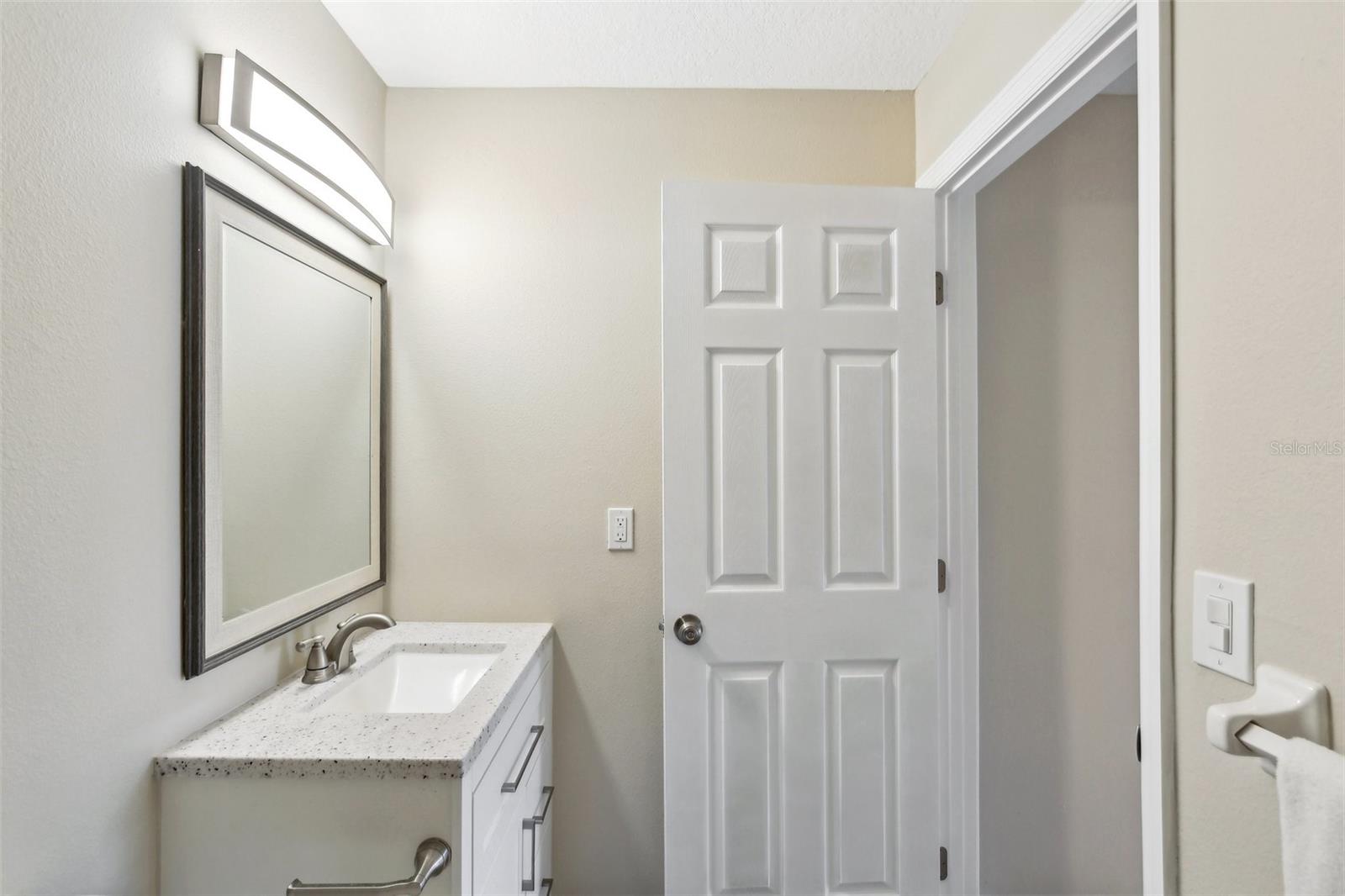 Image 24 of 33 For 1203 16th Circle Se