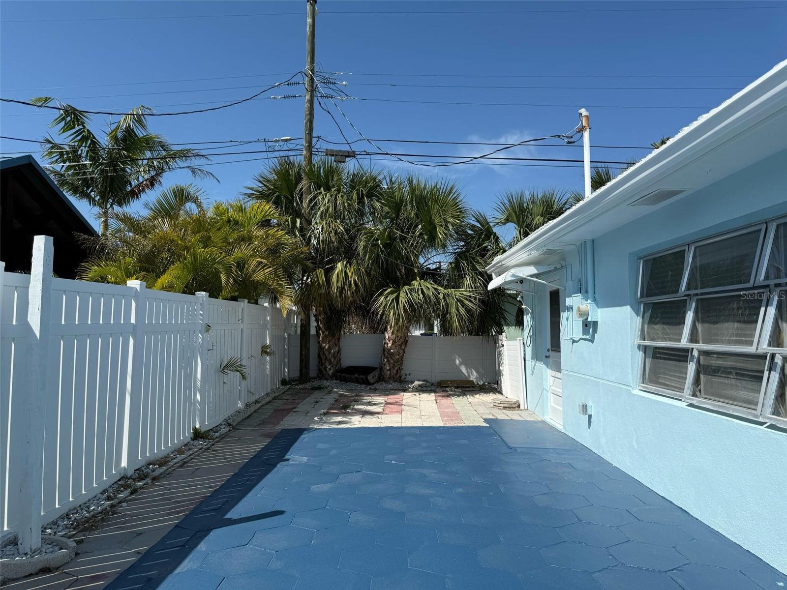 Image 19 of 24 For 195 45th Avenue