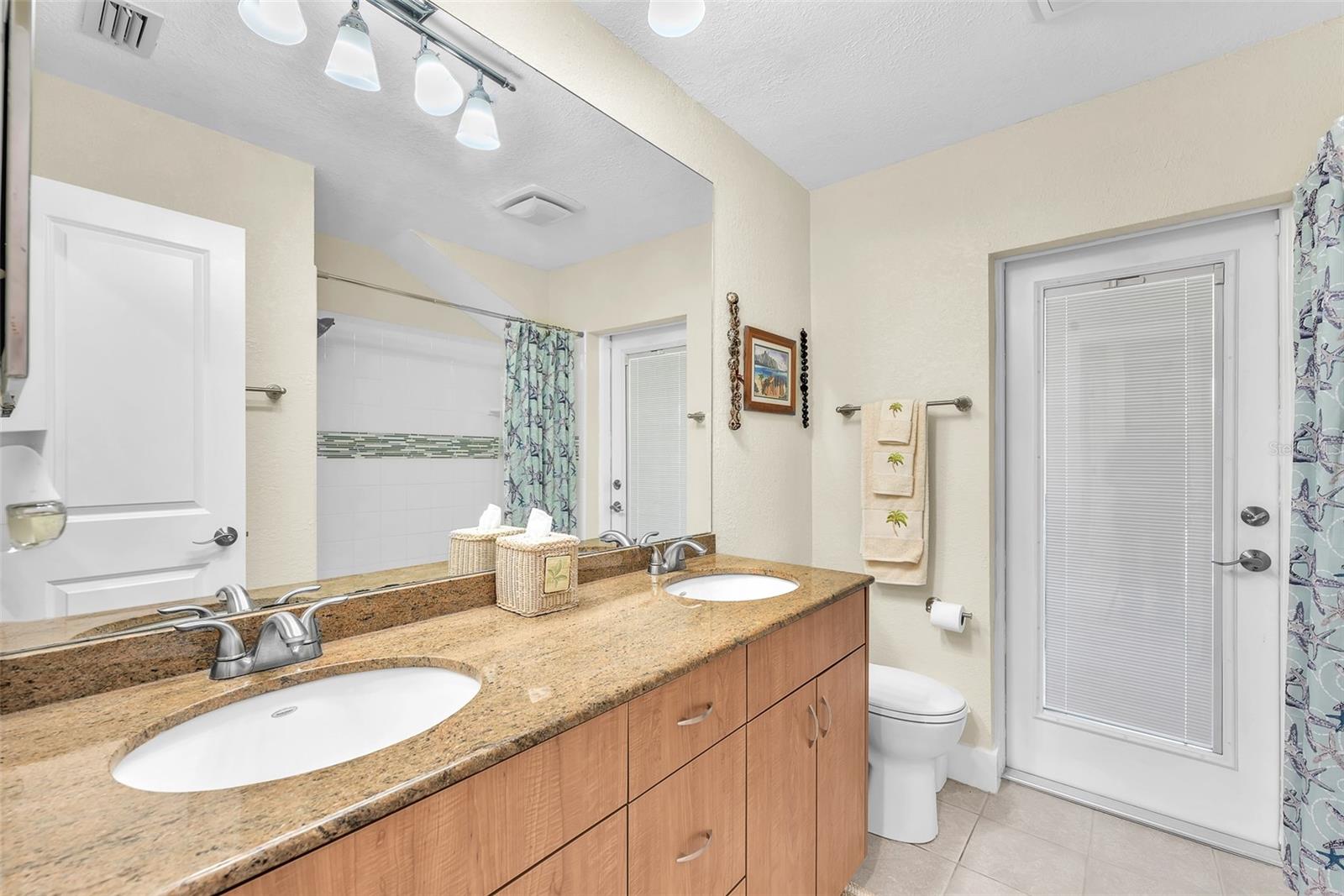 Image 11 of 42 For 1012 Spindle Palm Way