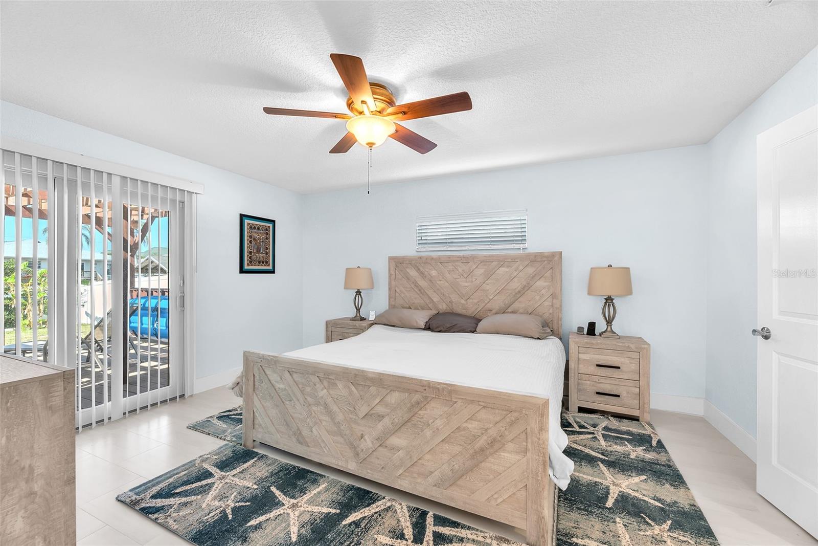 Image 18 of 42 For 1012 Spindle Palm Way