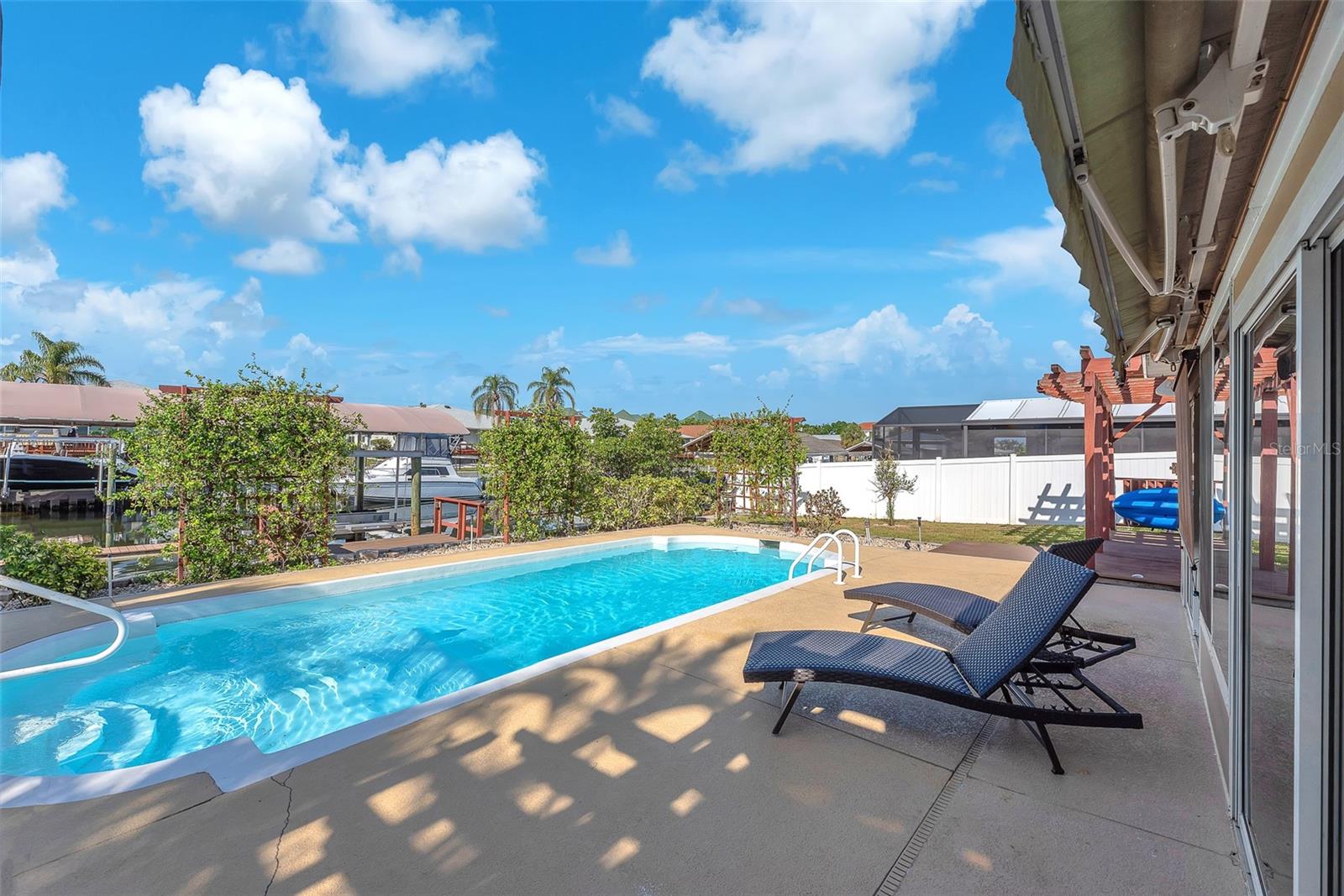 Image 33 of 42 For 1012 Spindle Palm Way