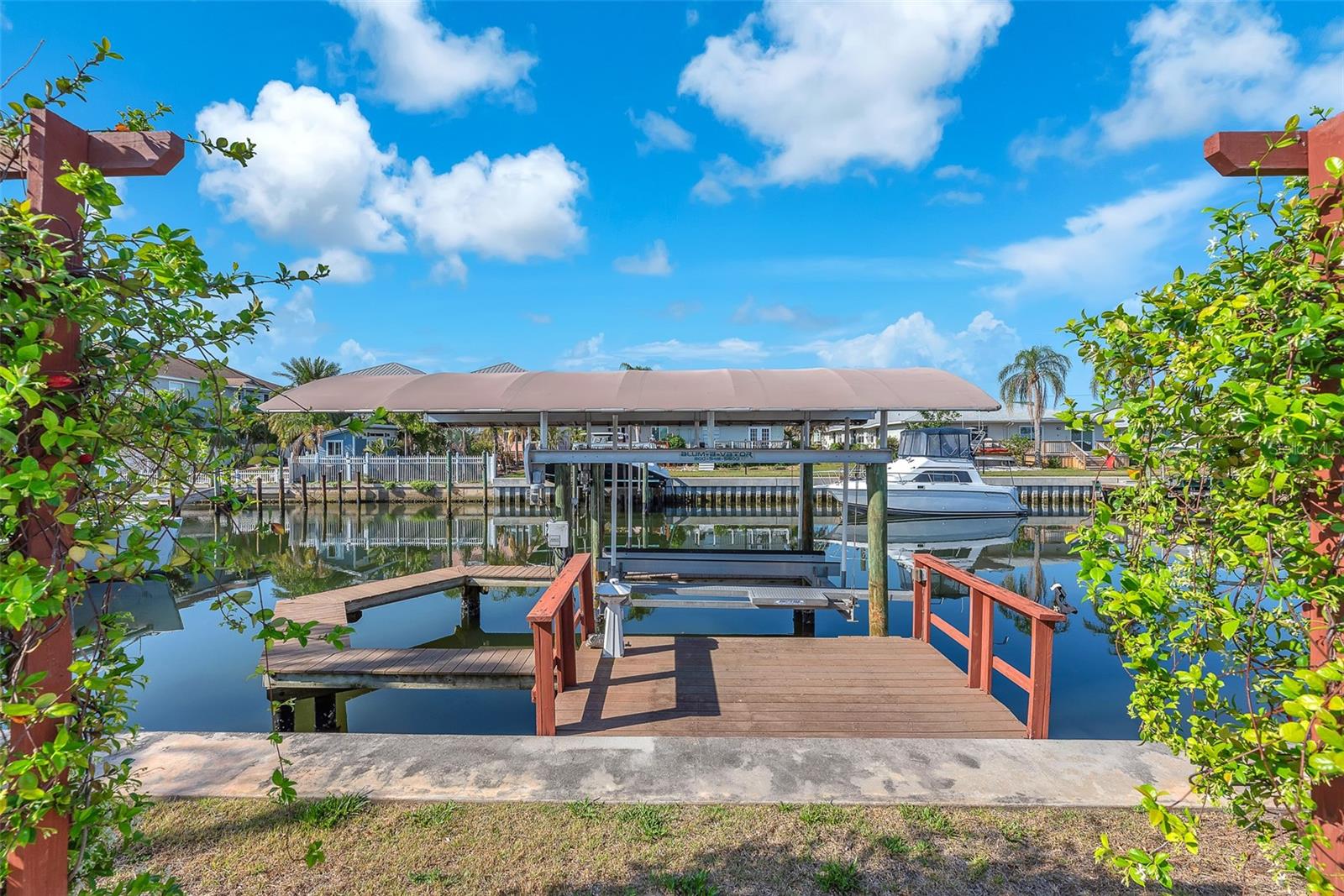 Image 4 of 42 For 1012 Spindle Palm Way