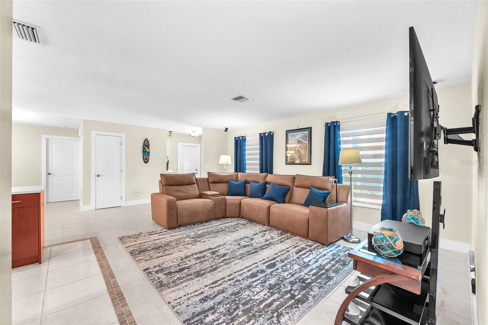 Image 9 of 42 For 1012 Spindle Palm Way