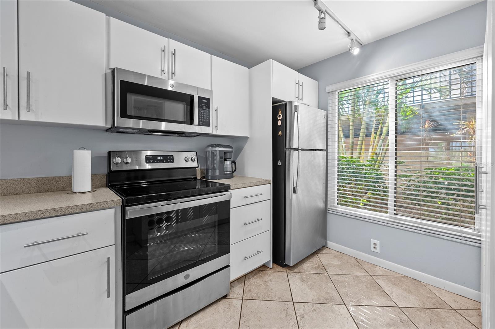 Image 12 of 41 For 6269 Palma Del Mar Boulevard S 112