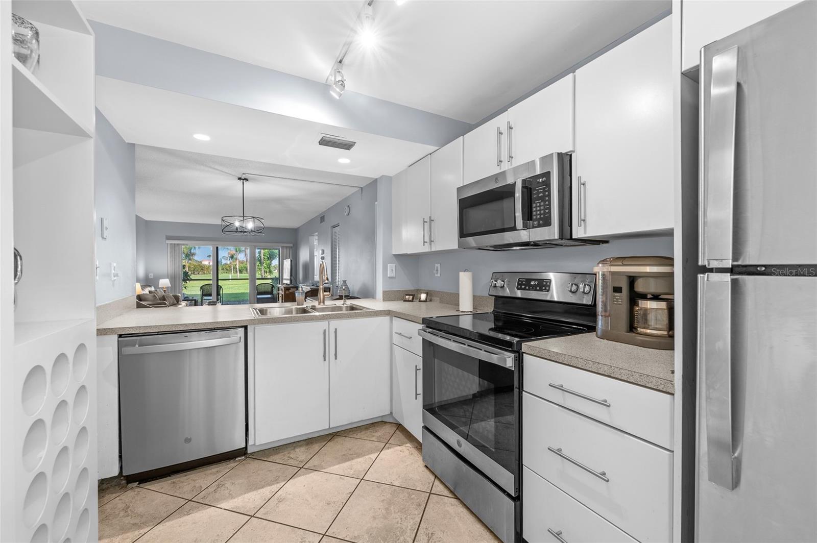 Image 15 of 41 For 6269 Palma Del Mar Boulevard S 112