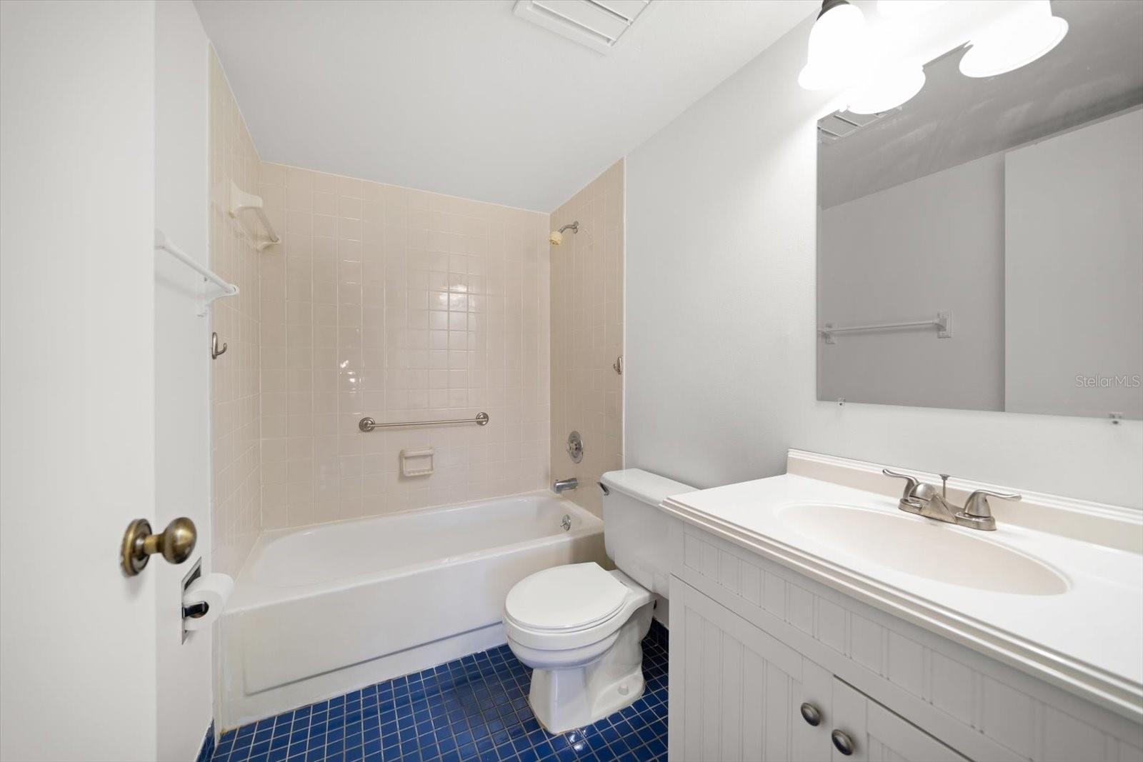 Image 8 of 16 For 3380 Crystal Court E G