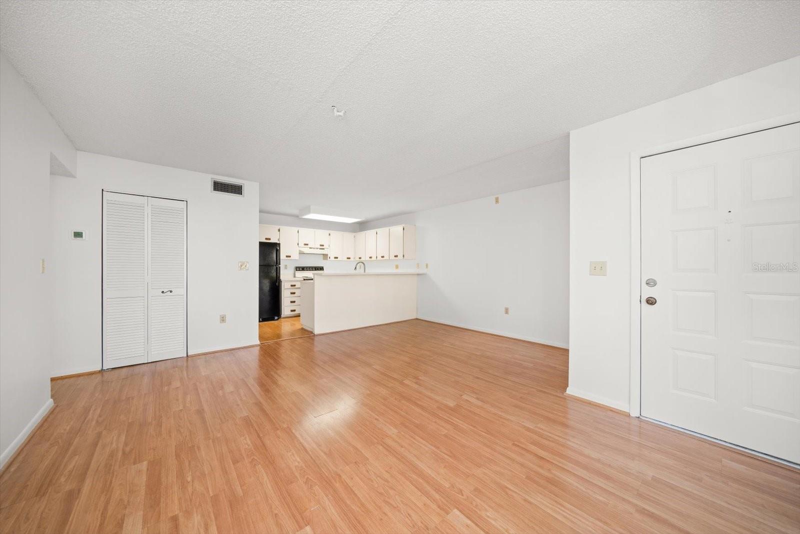 Image 9 of 16 For 3380 Crystal Court E G