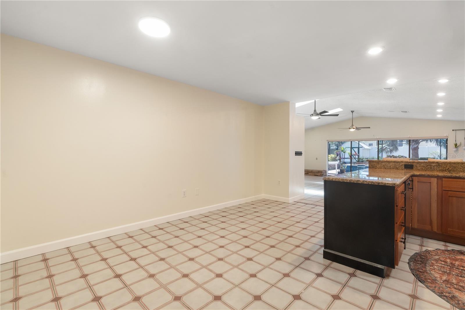 Image 10 of 57 For 1509 Coachlight Way