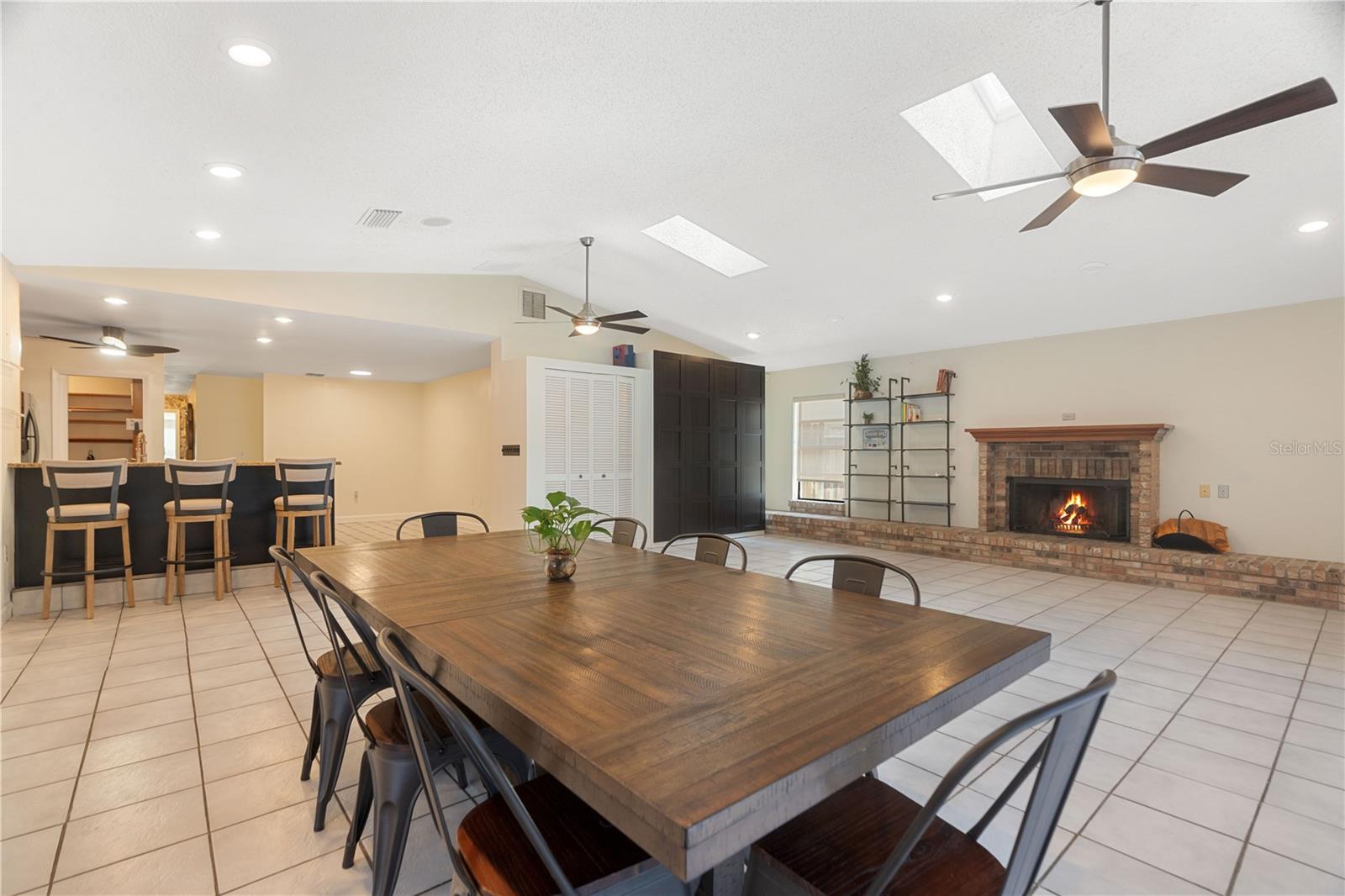 Image 12 of 57 For 1509 Coachlight Way