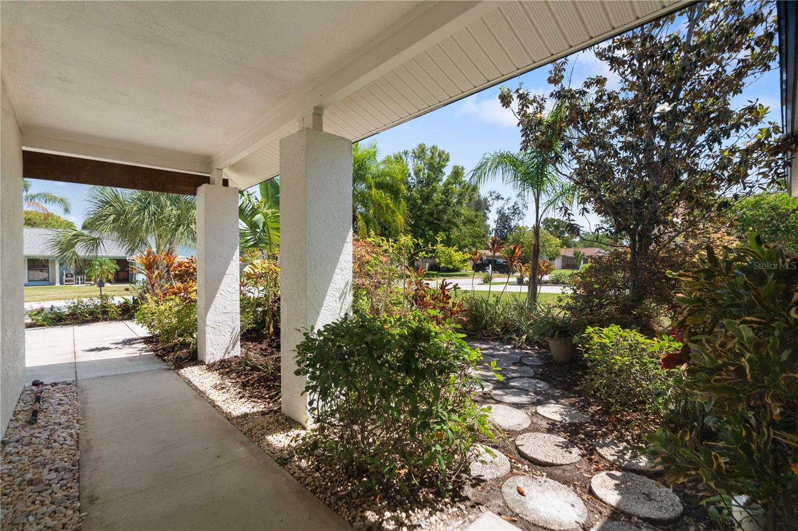 Image 3 of 57 For 1509 Coachlight Way