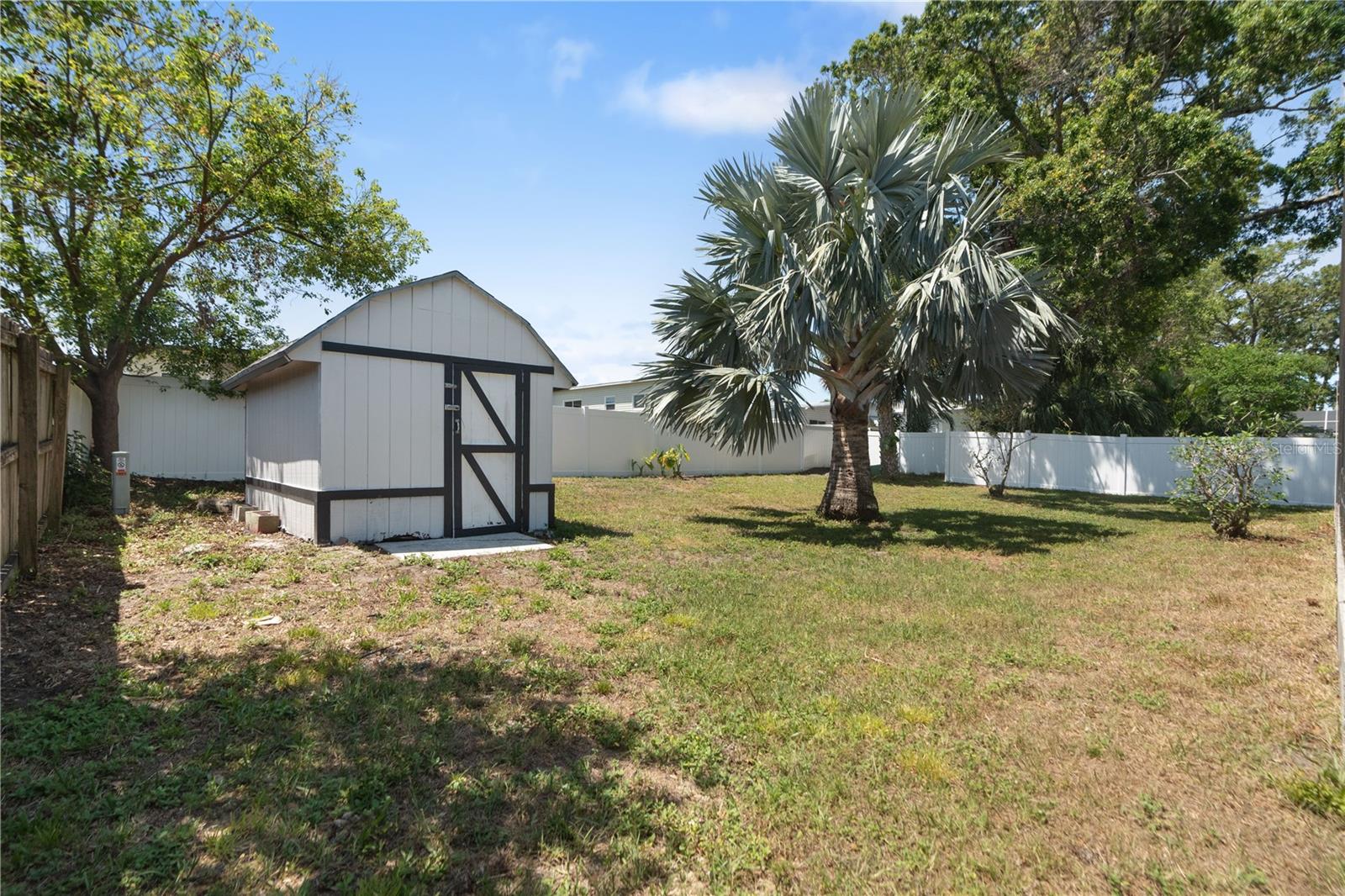 Image 40 of 57 For 1509 Coachlight Way