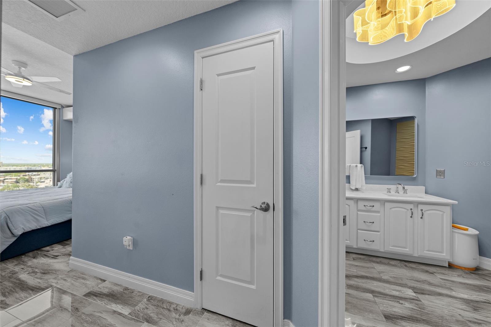 Image 15 of 39 For 1209 Cumberland Avenue 1702