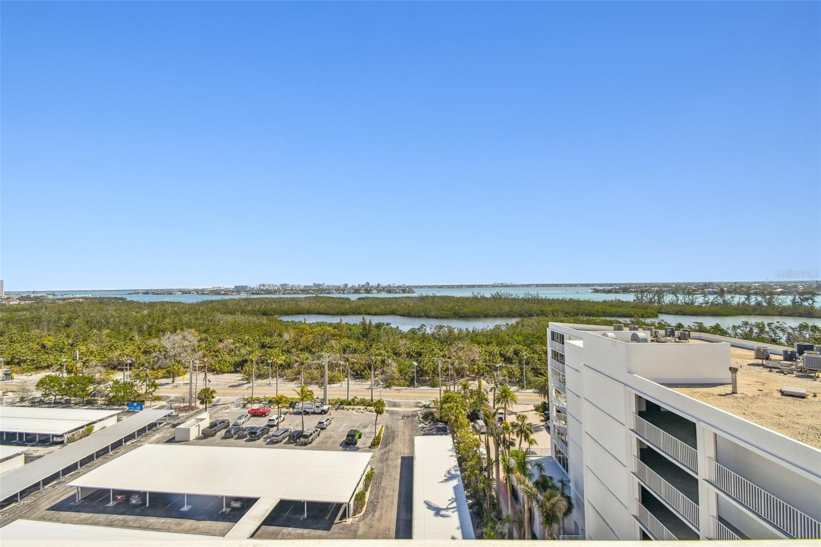 Image 45 of 52 For 1750 Benjamin Franklin Drive 11g
