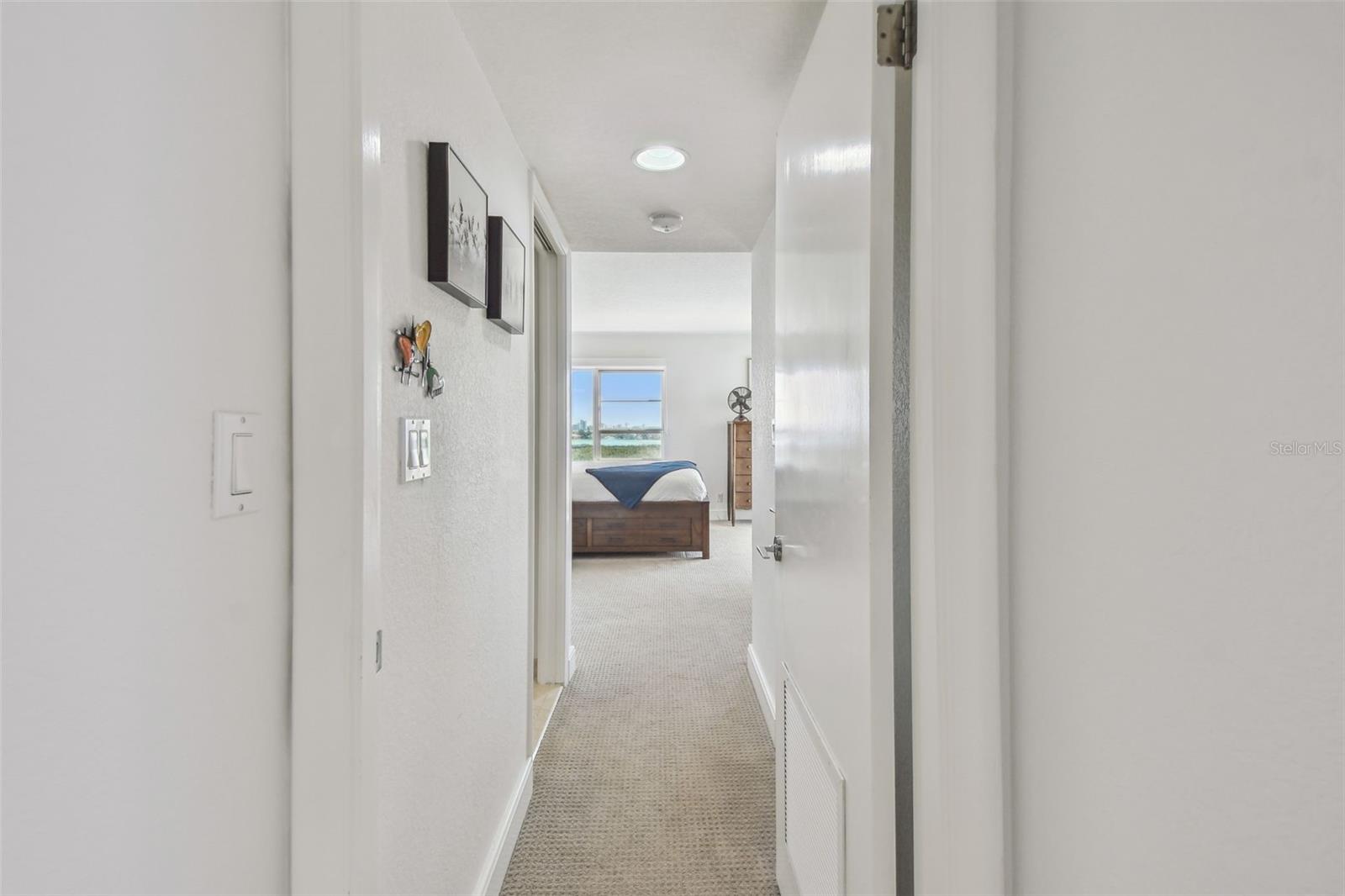 Image 6 of 52 For 1750 Benjamin Franklin Drive 11g