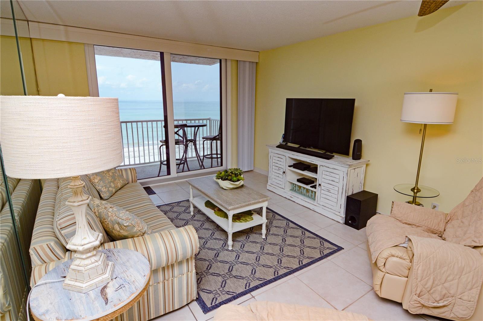 Image 22 of 77 For 18650 Gulf Boulevard 305