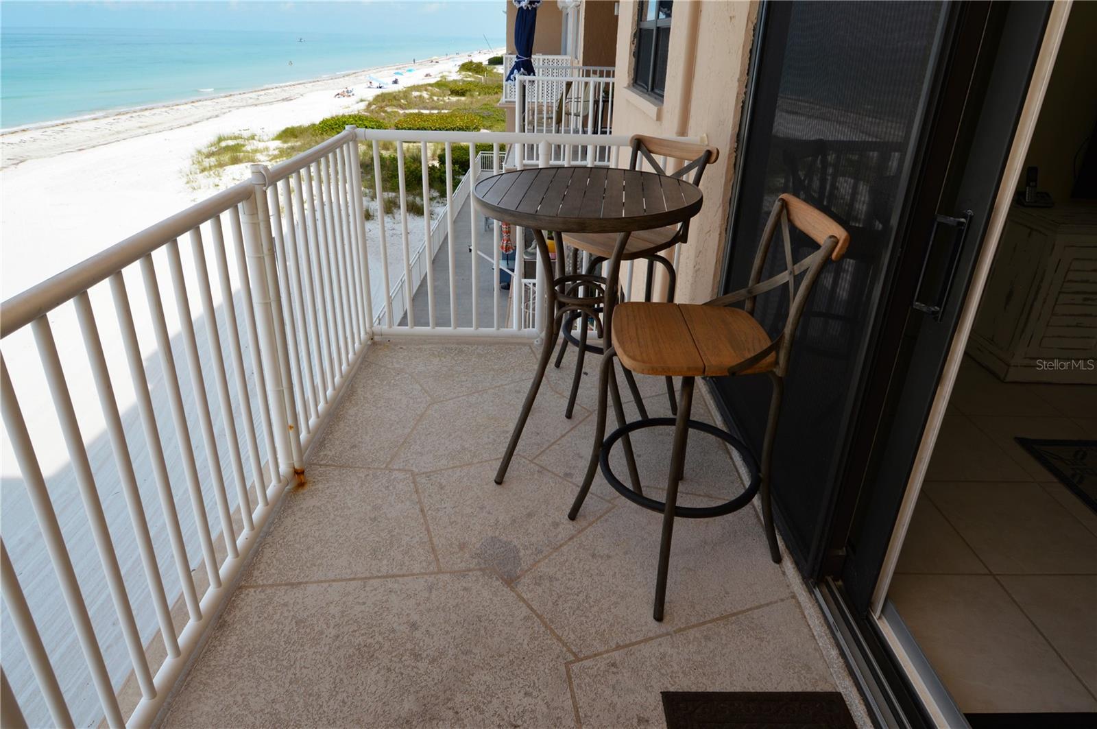 Image 24 of 77 For 18650 Gulf Boulevard 305