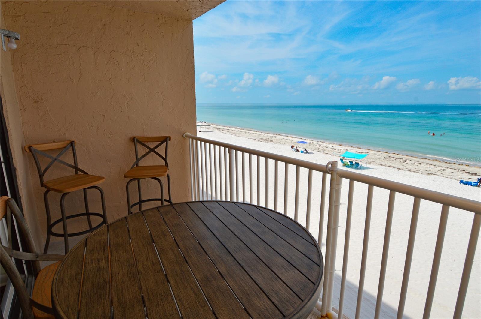 Image 27 of 77 For 18650 Gulf Boulevard 305
