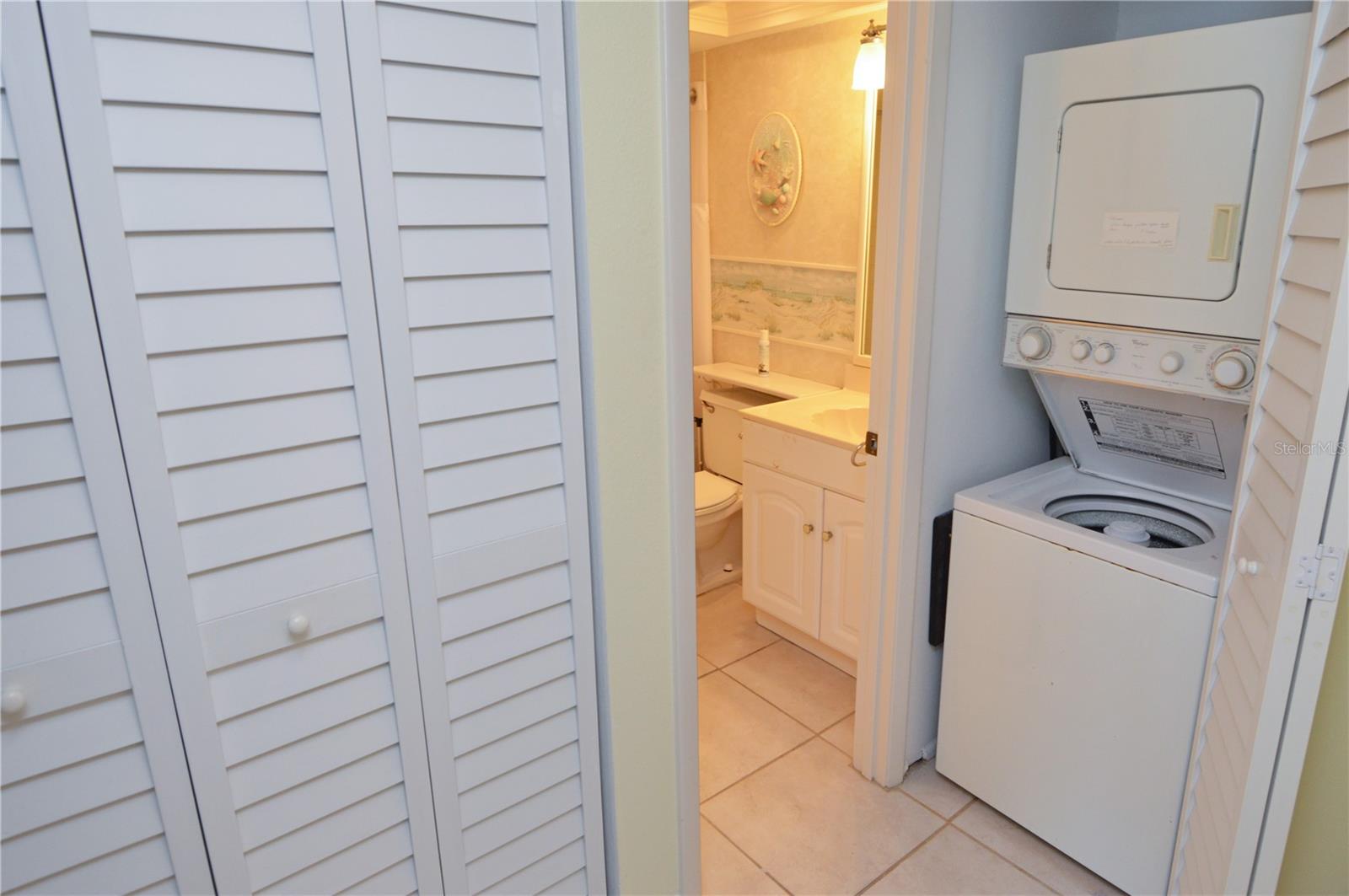 Image 44 of 77 For 18650 Gulf Boulevard 305