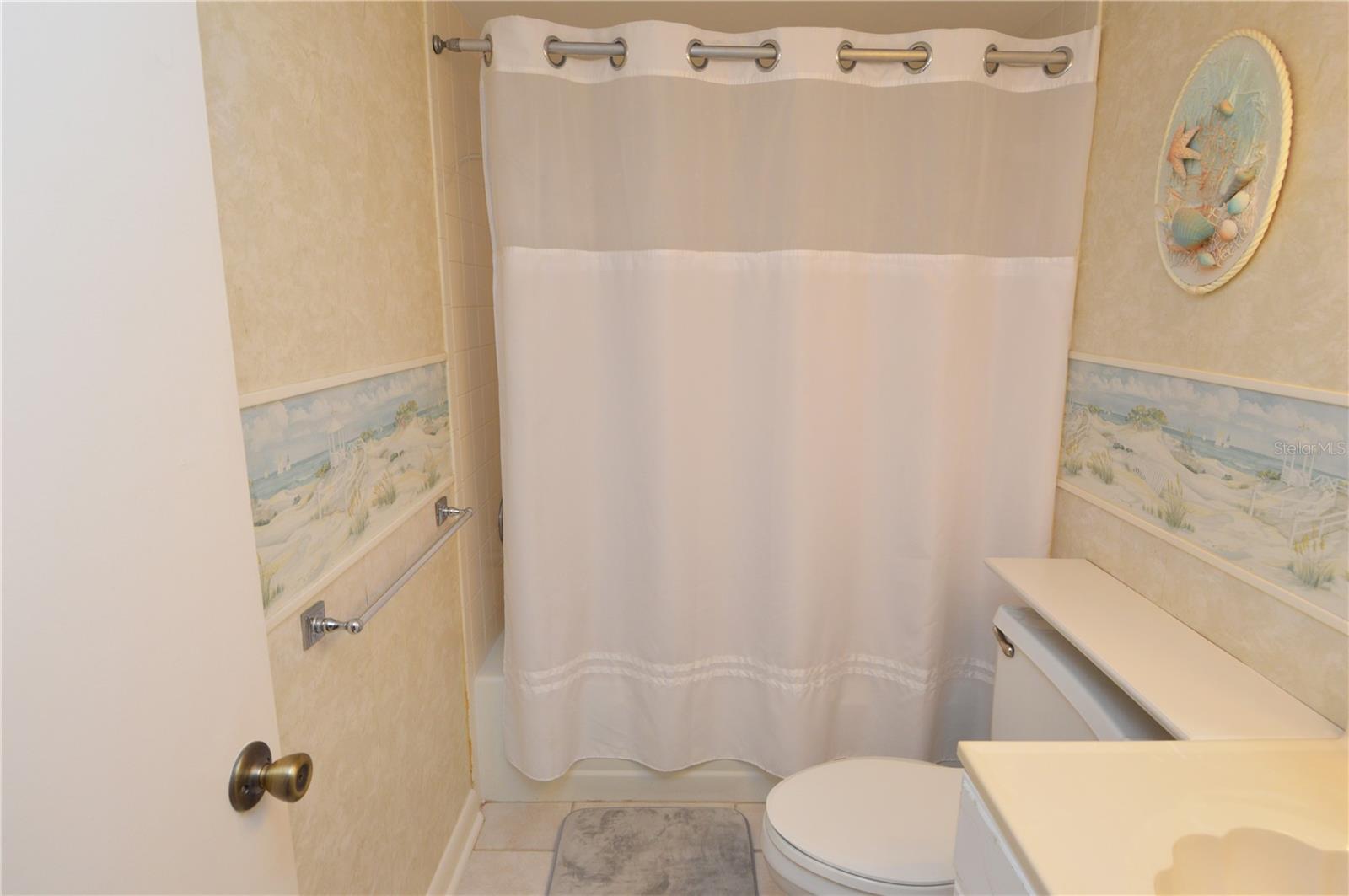 Image 46 of 77 For 18650 Gulf Boulevard 305