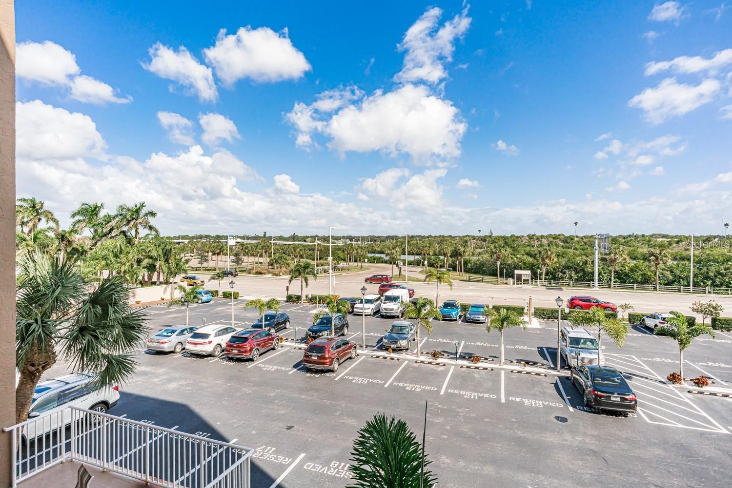 Image 56 of 77 For 18650 Gulf Boulevard 305